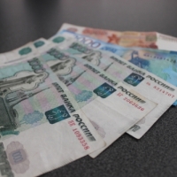 В Курской области подписано постановление о единовременной выплате родителям первоклассников.